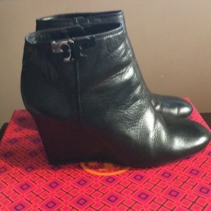 TORY BURCH WEDGE BOOTIES